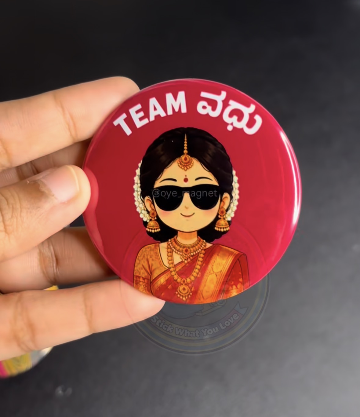 Team Bride Badges (Min 30 Pieces)